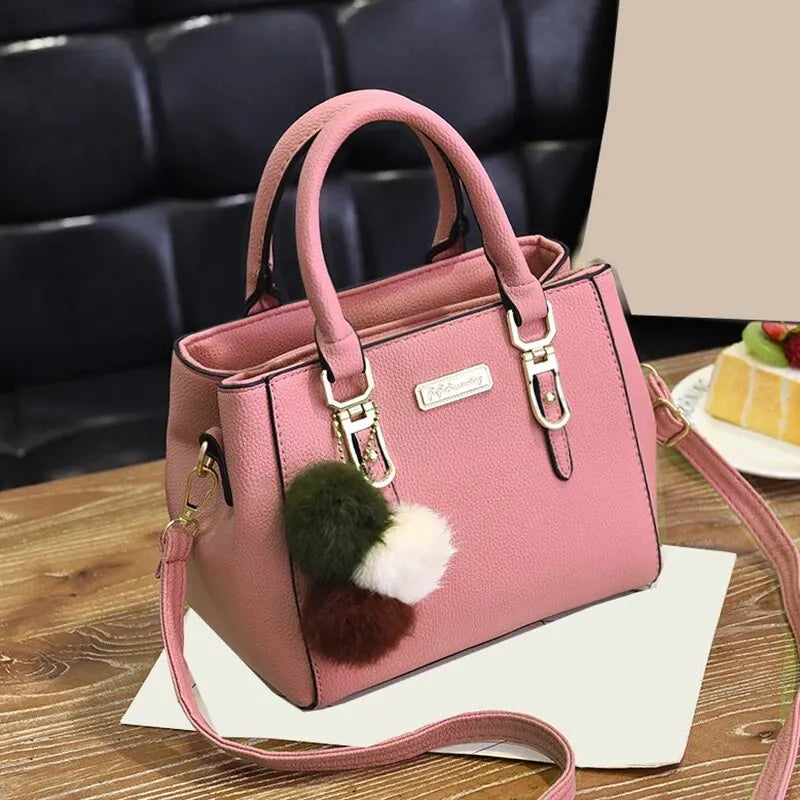 Petit Sac à Main Femme Bandoulière – Sac Chic Vintage en Cuir PU avec Pompon | Luna™