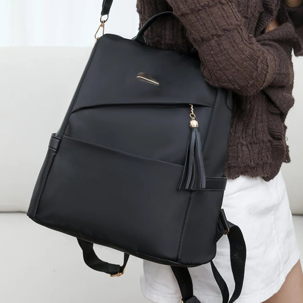 Sac à Dos Femme en Nylon 20L – Léger, Élégant et Grande Capacité